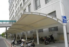 搭建一個膜結(jié)構(gòu)車棚需要哪幾個步驟呢,？